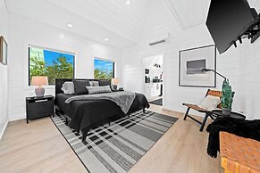 HERA Treehouse Fredericksburg