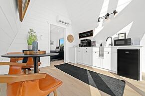 HERA Treehouse Fredericksburg