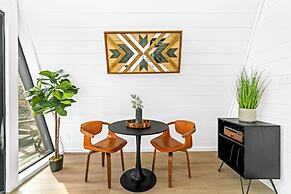 HERA Treehouse Fredericksburg