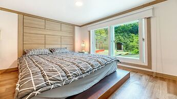 Gapyeong Swimteo Pet Pension