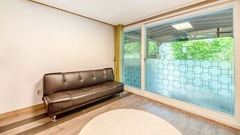 Gapyeong Swimteo Pet Pension