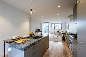 StayAU Stylish 3BR Sea Breeze Mordialloc