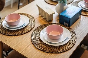 StayAU Stylish 3BR Sea Breeze Mordialloc