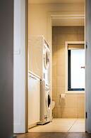 StayAU Stylish 3BR Sea Breeze Mordialloc