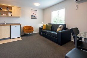 Tussock Peak Lodge