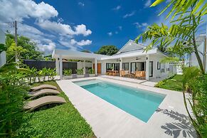 Bali Style 4BR Pool Villa Kaia in Rawai