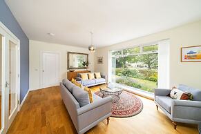 Newhall Gardens - Botanical Bliss