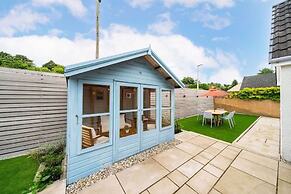 Newhall Gardens - Botanical Bliss