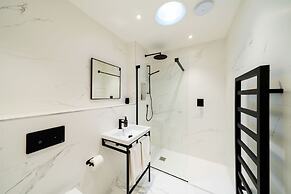 Newhall Gardens - Botanical Bliss