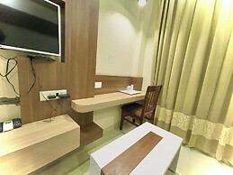 Hotel KUBER PALACE - Sea beach & Temple