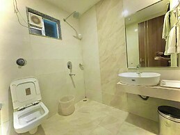 Hotel KUBER PALACE - Sea beach & Temple