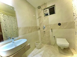 Hotel KUBER PALACE - Sea beach & Temple