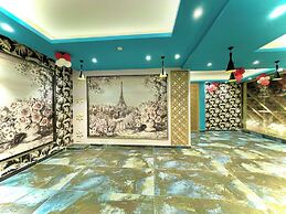 Hotel KUBER PALACE - Sea beach & Temple