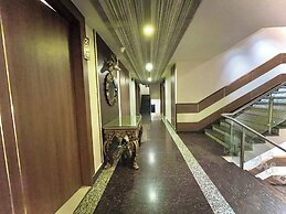 Hotel KUBER PALACE - Sea beach & Temple