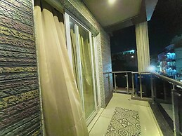 Hotel KUBER PALACE - Sea beach & Temple