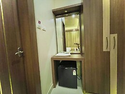 Hotel KUBER PALACE - Sea beach & Temple