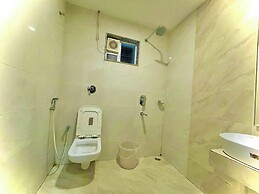 Hotel KUBER PALACE - Sea beach & Temple