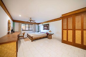 Bougainvillea 3BR Apartment 216 in Kata