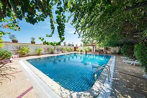 Bougainvillea 3BR Apartment 216 in Kata