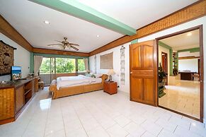 Bougainvillea 3BR Apartment 216 in Kata