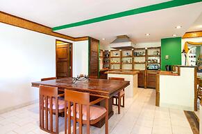 Bougainvillea 3BR Apartment 216 in Kata