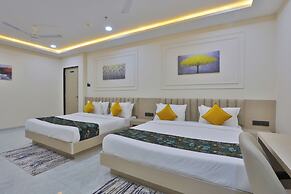 Hotel The Grand Radhey