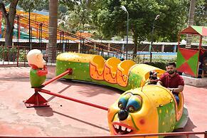 Fun City Water & Theme Park