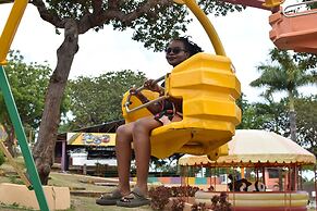 Fun City Water & Theme Park