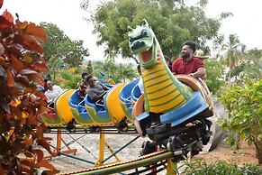 Fun City Water & Theme Park