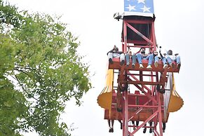 Fun City Water & Theme Park