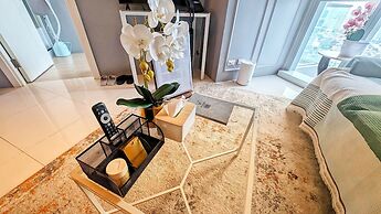 EG Private House - BGC Uptown