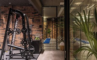 Axel Hotel Bilbao – Adults Only