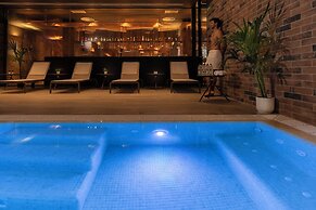 Axel Hotel Bilbao – Adults Only