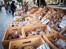 Relaxed Urban Living