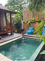 Ngesil Private Joglo and Pool