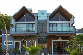 Green Wood Villas
