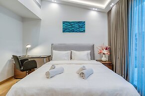 Alimos Luxury 3Bd w Outdoor Jacuzzi