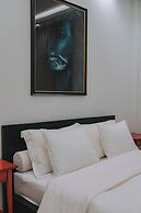 Alimos Luxury 3Bd w Outdoor Jacuzzi