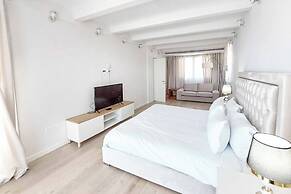 Aphrodite Hills Superior Villa 0100