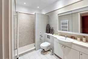 Aphrodite Hills Superior Villa 0100