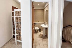 Aphrodite Hills Superior Villa 0100