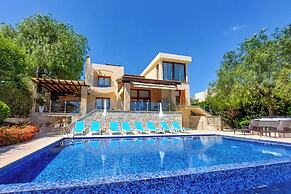 Aphrodite Hills Superior Villa 0100
