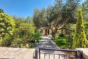 Aphrodite Hills Superior Villa 0100