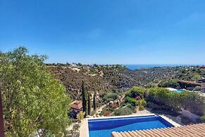 Aphrodite Hills Superior Villa 0100