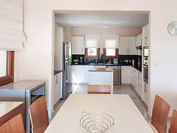 Aphrodite Hills Superior Villa 0100