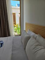 Dhigurah Tourist Hotel
