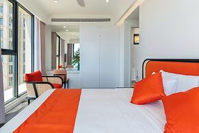 Hillside Sunset Apartment