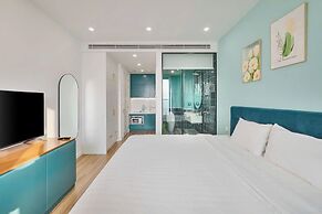 Hillside Sunset Apartment