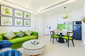 Hillside Sunset Apartment