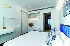 Hillside Sunset Apartment